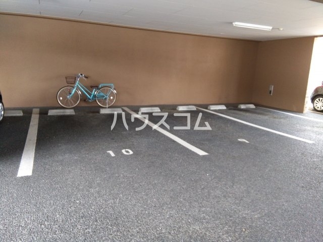 17/25 駐車場