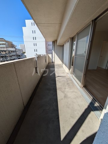 19/30 バルコニー