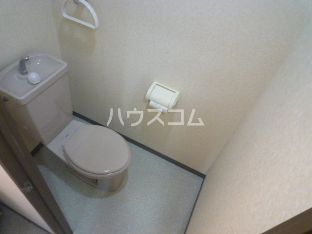 13/27 トイレ