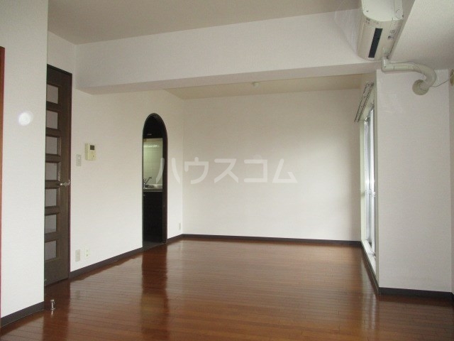 13/30 室内