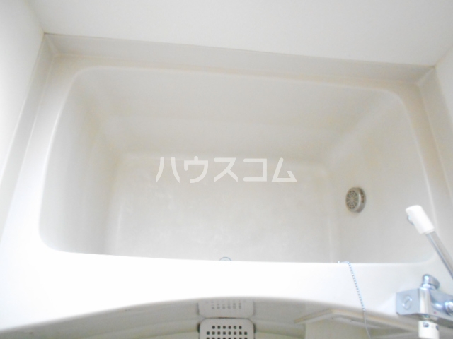 21/30 浴室
