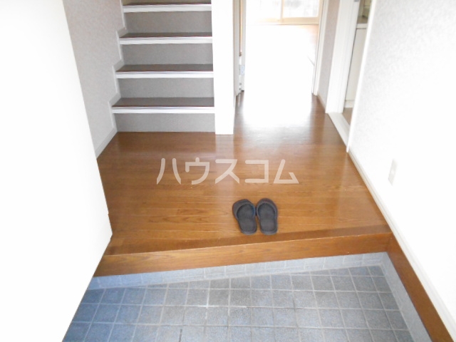 17/30 玄関
