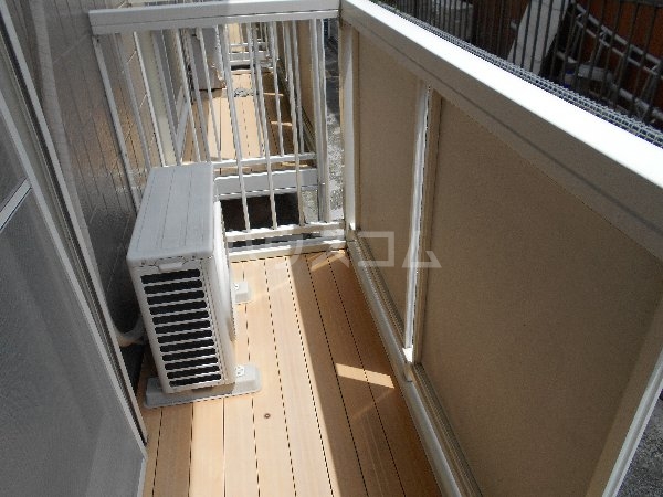 17/23 バルコニー