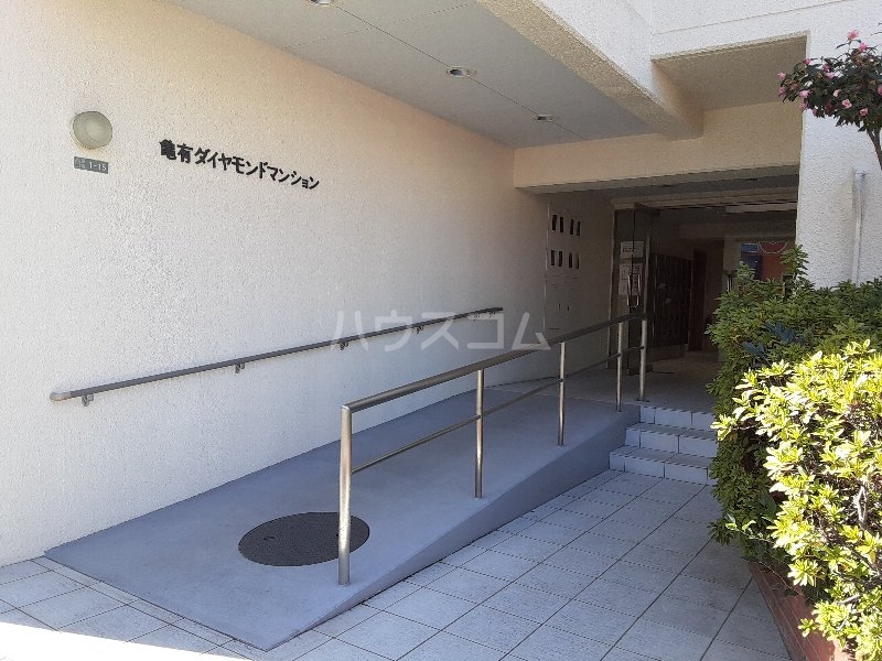 2/3 エントランス