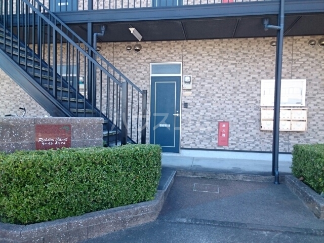 22/29 エントランス