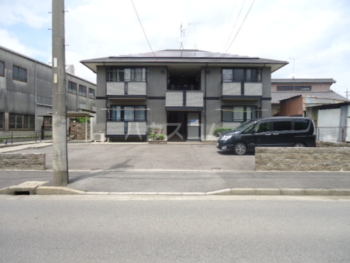18/20 駐車場