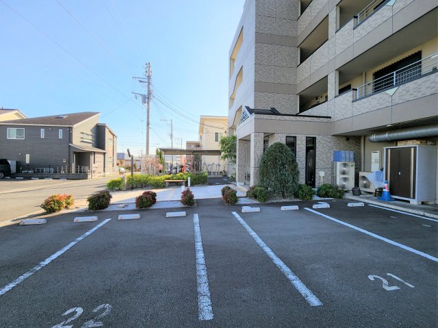 16/26 駐車場