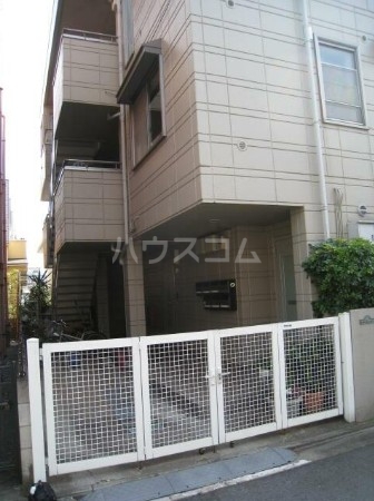 14/23 エントランス