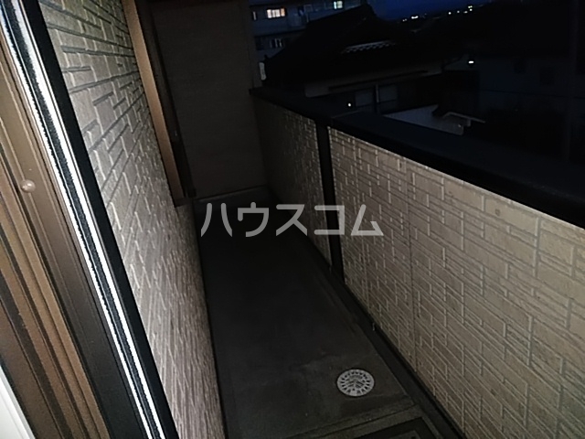 17/27 バルコニー