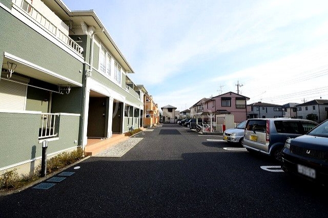 2/3 駐車場