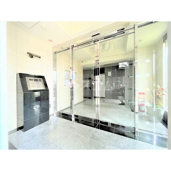 15/25 エントランス