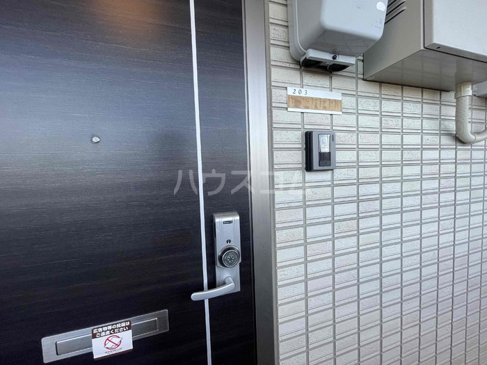 2/5 エントランス