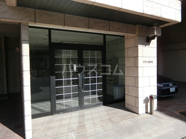 4/10 エントランス