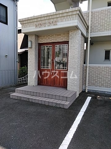 17/27 エントランス