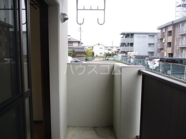 18/27 バルコニー