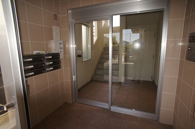 17/18 エントランス