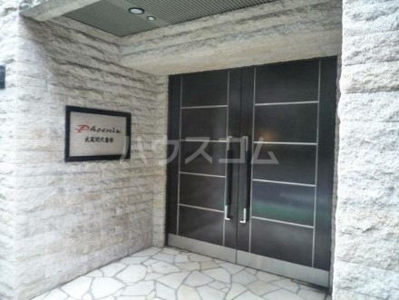 14/18 エントランス