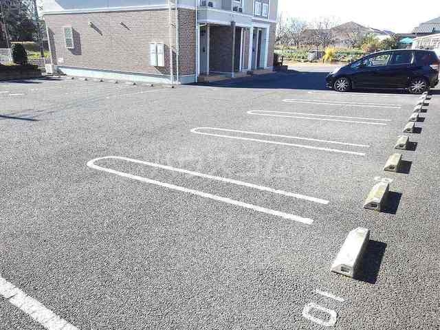 15/21 駐車場