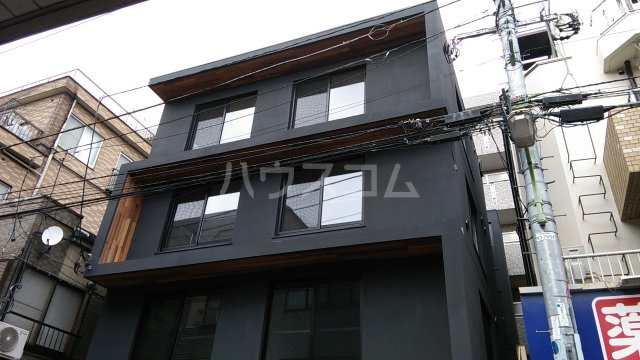 2/30 外観
