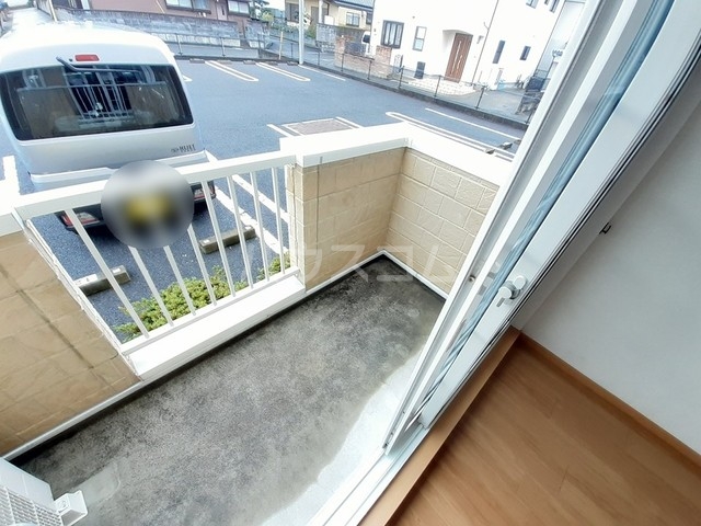 13/22 バルコニー