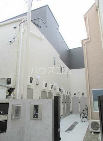 2/4 エントランス