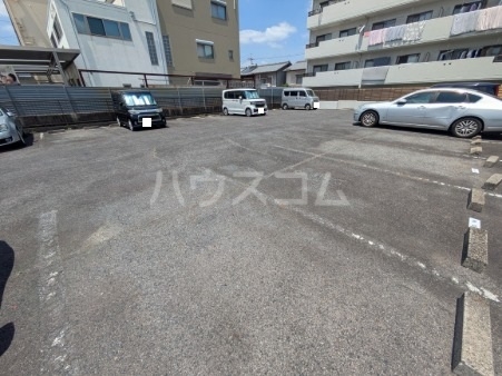2/8 駐車場