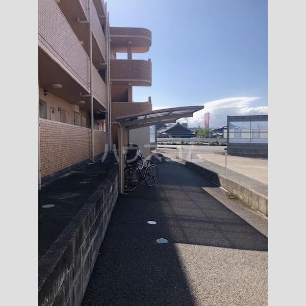 24/30 駐車場