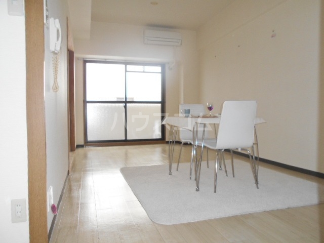 3/17 リビング/ダイニング