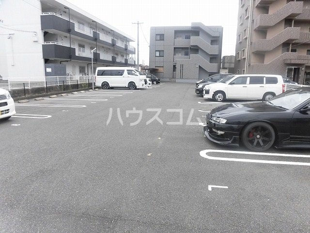 3/4 駐車場