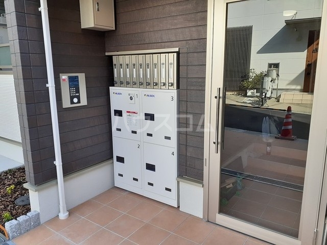 2/8 エントランス