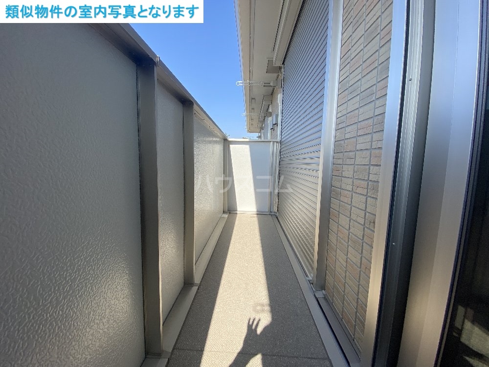 13/22 バルコニー