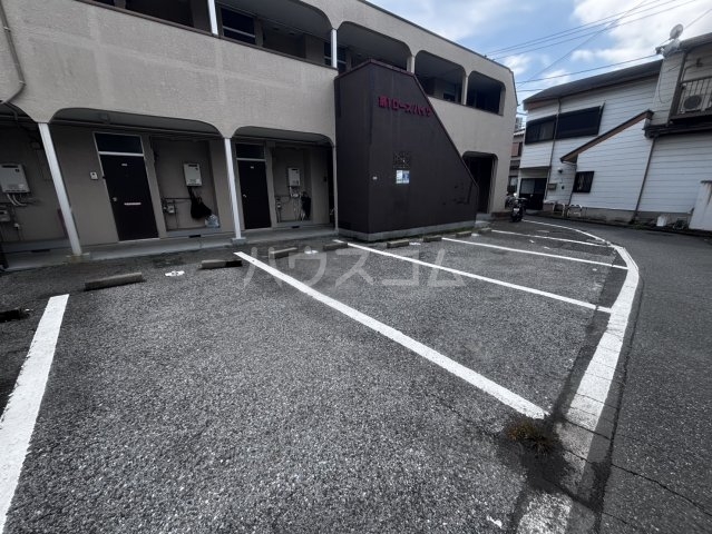 3/7 駐車場