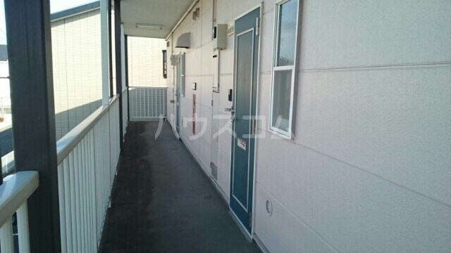 17/28 エントランス