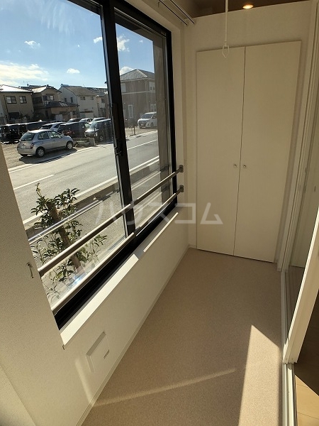 17/30 バルコニー