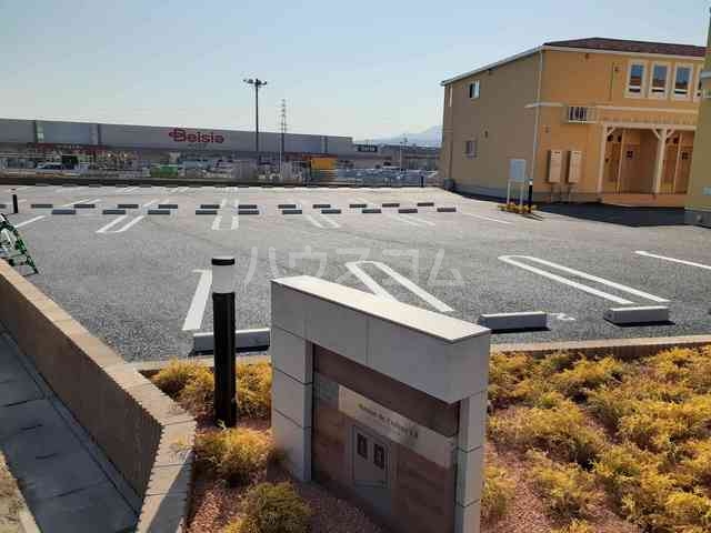 15/26 駐車場