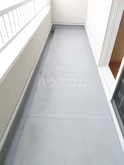 15/23 バルコニー