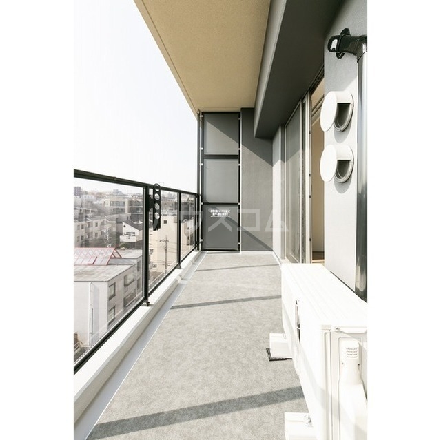 20/30 バルコニー