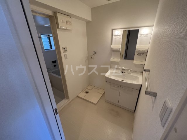 13/30 洗面