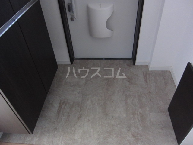 22/30 エントランス