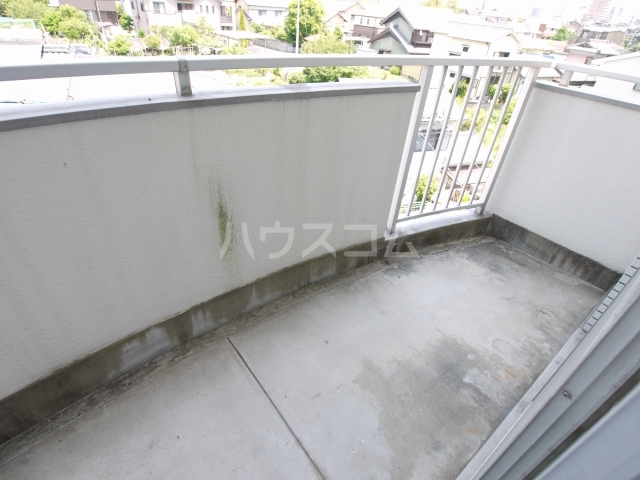 17/27 バルコニー