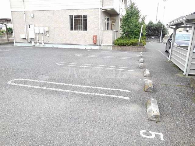 15/21 駐車場