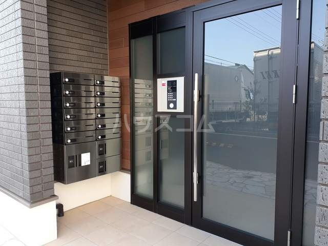 16/29 エントランス