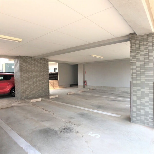 14/24 駐車場