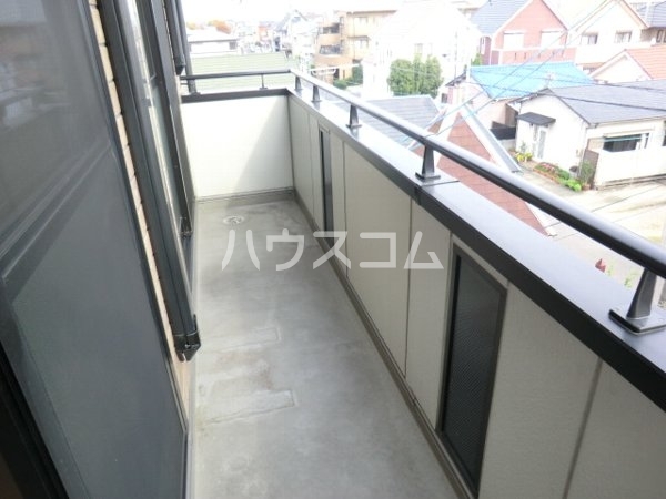 14/28 バルコニー