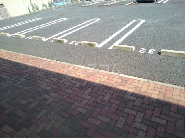21/30 駐車場