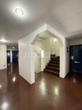 スカイコート三鷹ロビー