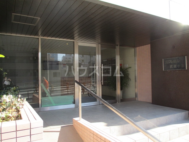 21/24 エントランス