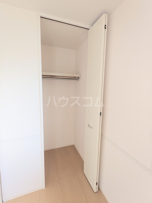 13/30 収納