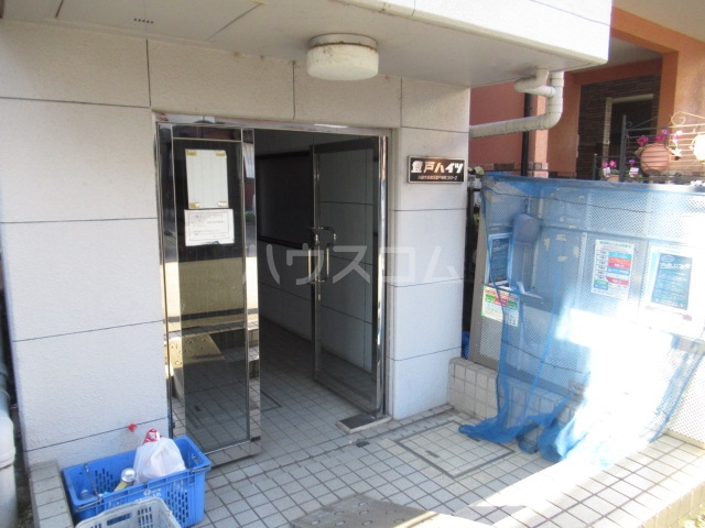 20/30 エントランス