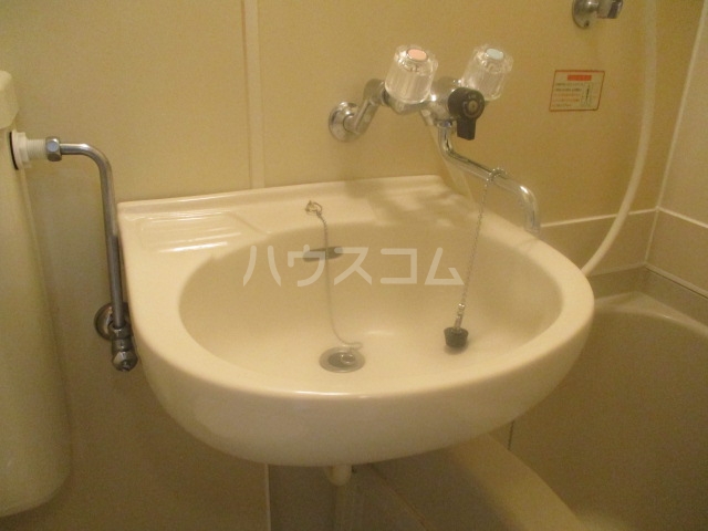 13/30 洗面